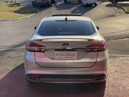 FORD - FUSION - 2016/2017 - Prata - R$ 112.000,00