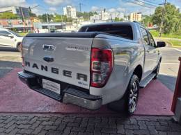 FORD - RANGER - 2021/2021 - Branca - R$ 185.000,00