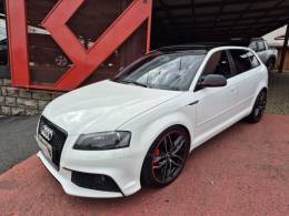 AUDI - A3 - 2010/2010 - Branca - R$ 81.000,00