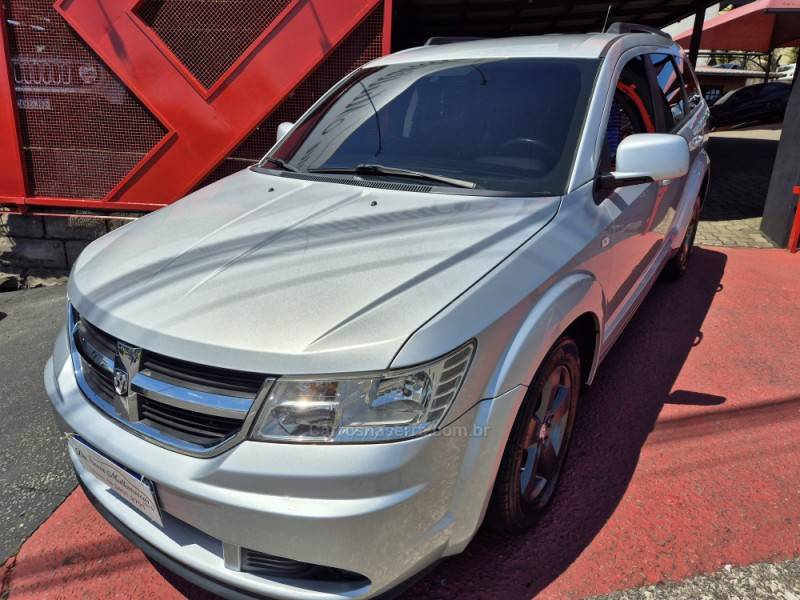 DODGE - JOURNEY - 2010/2010 - Prata - R$ 44.900,00