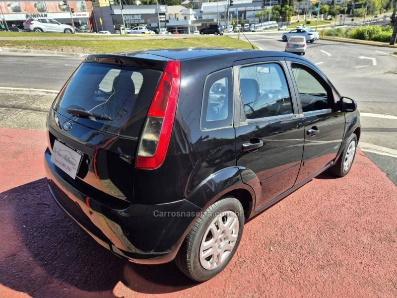 FORD - FIESTA - 2011/2012 - Preta - R$ 28.000,00