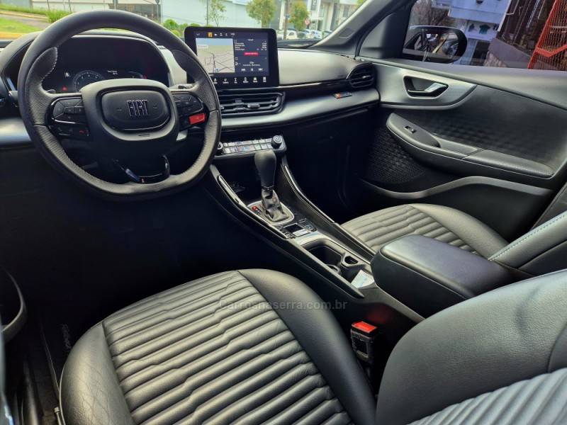 FIAT - FASTBACK - 2022/2023 - Preta - R$ 122.000,00