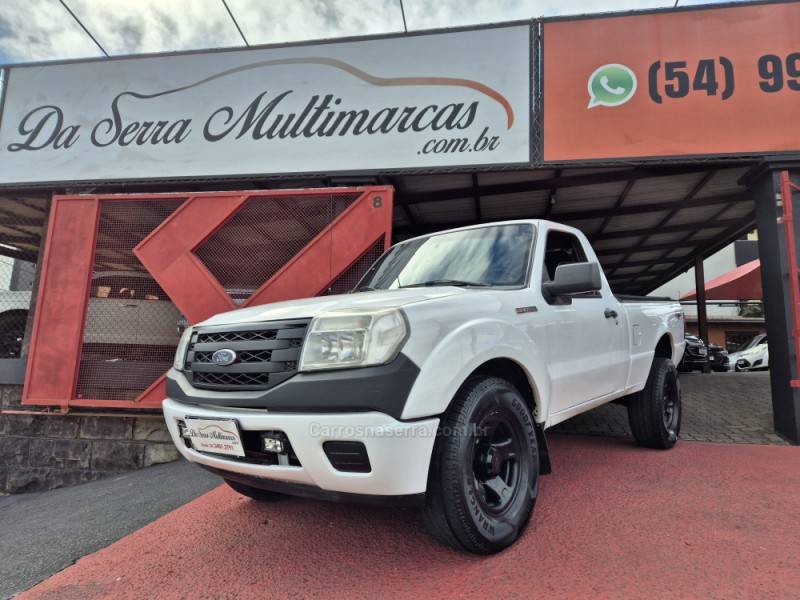 FORD - RANGER - 2011/2012 - Branca - R$ 72.000,00