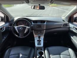 NISSAN - SENTRA - 2014/2015 - Branca - R$ 53.900,00