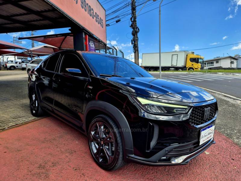 FIAT - FASTBACK - 2022/2023 - Preta - R$ 122.000,00