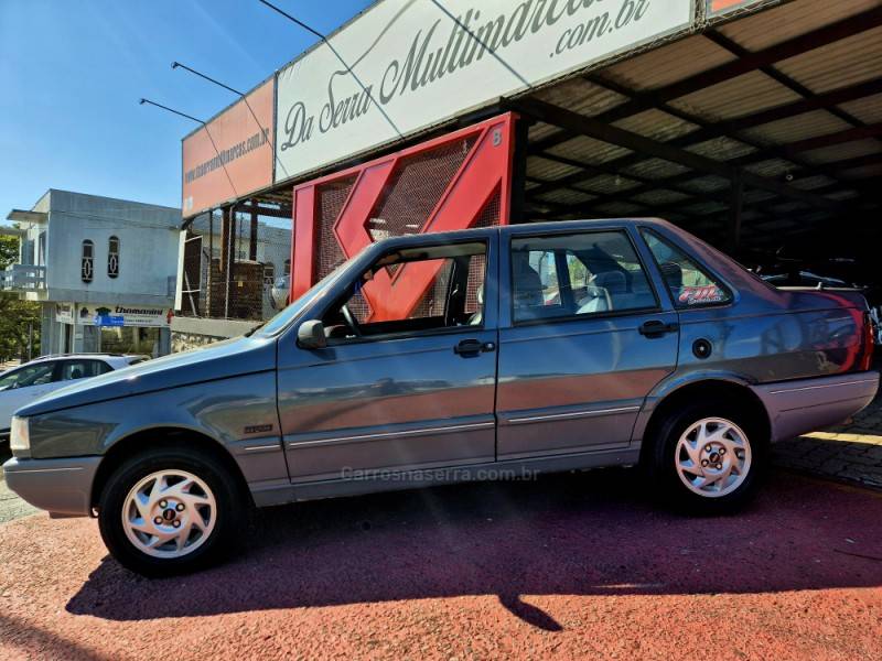 FIAT - PRÊMIO - 1991/1992 - Azul - R$ 22.000,00