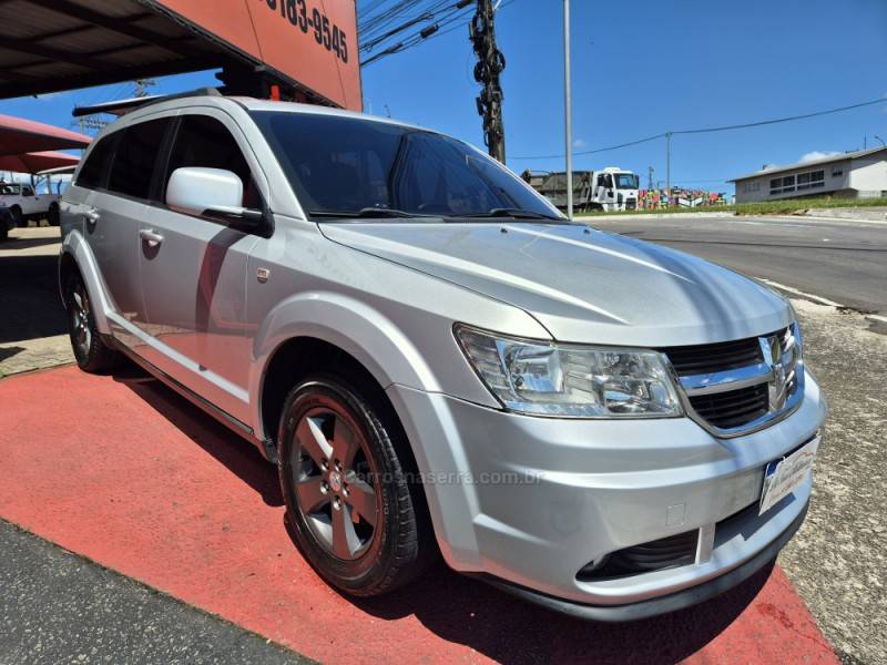 DODGE - JOURNEY - 2010/2010 - Prata - R$ 44.900,00