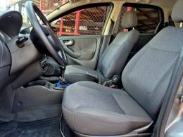 CHEVROLET - CORSA - 2008/2009 - Cinza - R$ 32.000,00