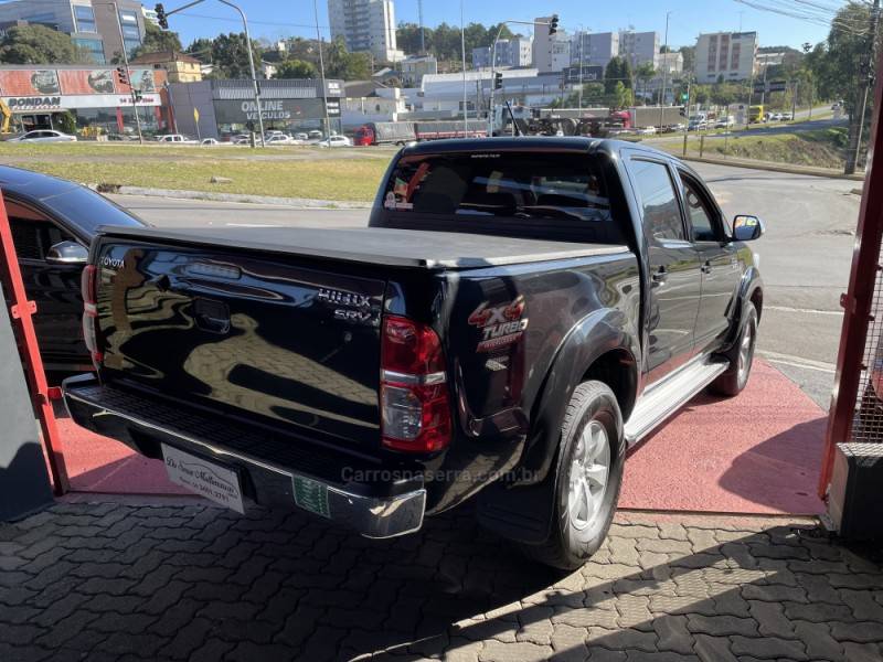 TOYOTA - HILUX - 2013/2013 - Preta - R$ 135.000,00