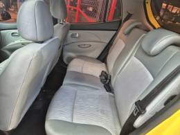 KIA MOTORS - PICANTO - 2010/2011 - Amarela - R$ 31.500,00