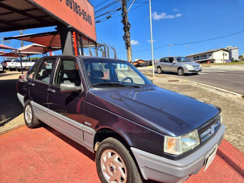 FIAT - PRÊMIO - 1991/1992 - Azul - R$ 22.000,00