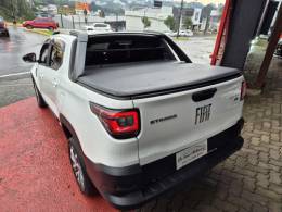 FIAT - STRADA - 2023/2023 - Branca - R$ 117.000,00