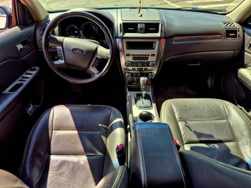 FORD - FUSION - 2011/2012 - Cinza - Sob Consulta