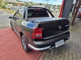 VOLKSWAGEN - SAVEIRO - 2016/2017 - Preta - R$ 77.000,00