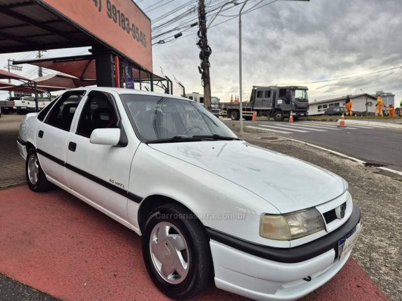 CHEVROLET - VECTRA - 1994/1995 - Branca - R$ 24.000,00
