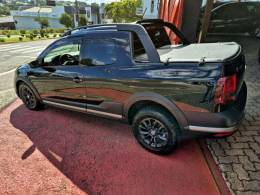 VOLKSWAGEN - SAVEIRO - 2017/2017 - Preta - R$ 78.000,00