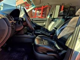 VOLKSWAGEN - GOLF - 2005/2006 - Prata - R$ 35.000,00