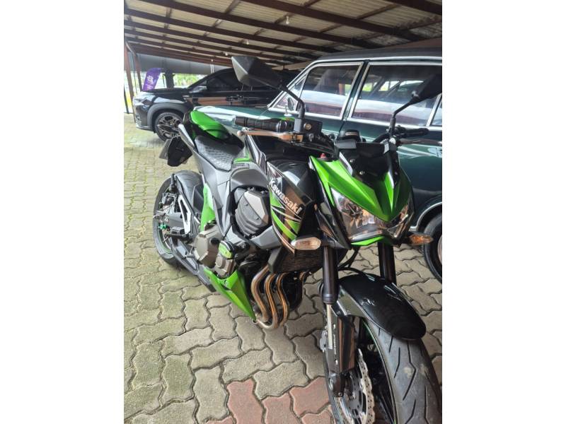 KAWASAKI - Z800 - 2014/2014 - Verde - R$ 41.500,00