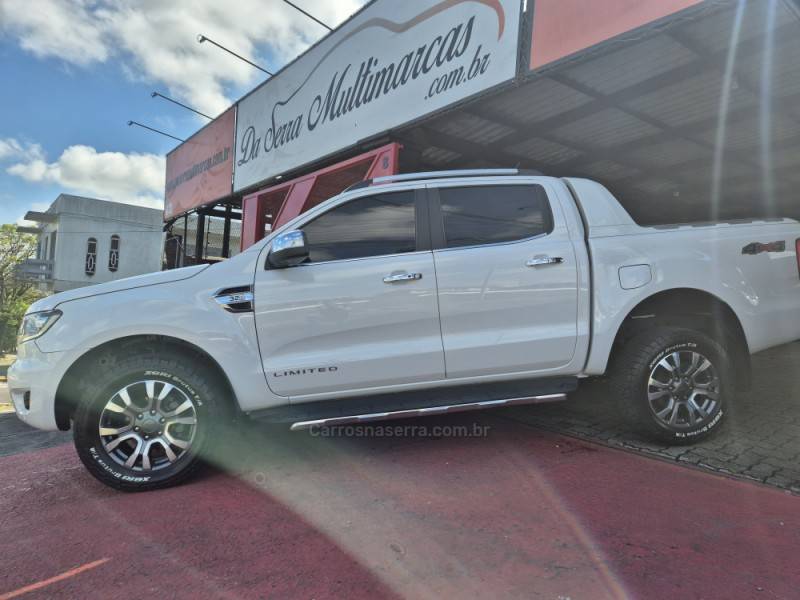 FORD - RANGER - 2021/2021 - Branca - R$ 185.000,00