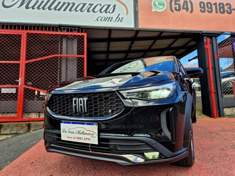 FIAT - FASTBACK - 2022/2023 - Preta - R$ 122.000,00
