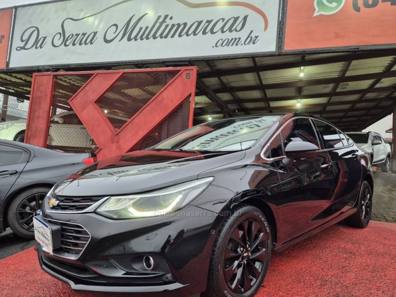 CHEVROLET - CRUZE - 2017/2018 - Preta - R$ 96.000,00