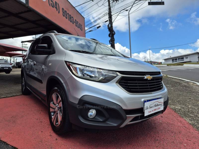 CHEVROLET - SPIN - 2019/2020 - Prata - R$ 79.900,00