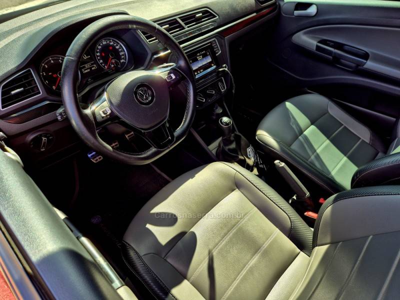 VOLKSWAGEN - SAVEIRO - 2017/2017 - Preta - R$ 78.000,00
