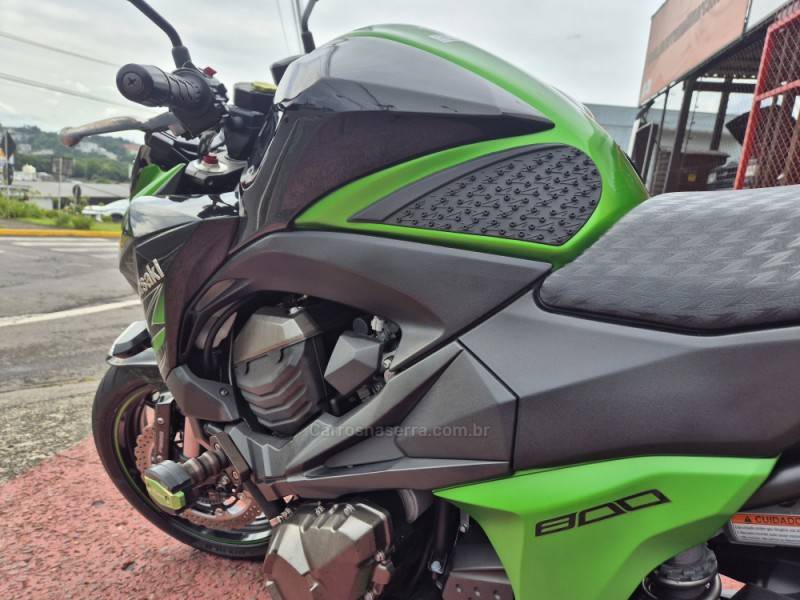 KAWASAKI - Z800 - 2014/2014 - Verde - R$ 41.500,00