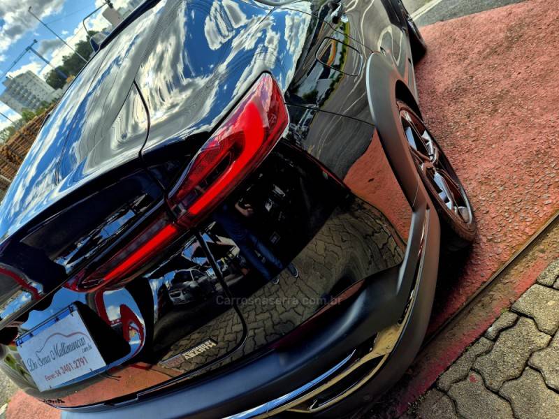 FIAT - FASTBACK - 2022/2023 - Preta - R$ 122.000,00