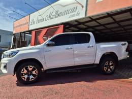 TOYOTA - HILUX - 2018/2019 - Branca - R$ 211.900,00