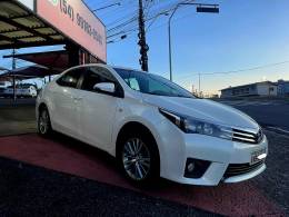 TOYOTA - COROLLA - 2014/2015 - Branca - R$ 85.000,00