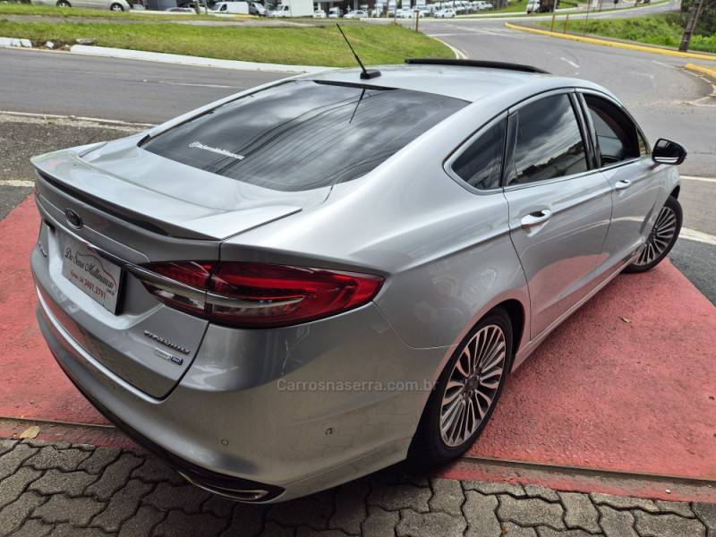 FORD - FUSION - 2016/2017 - Prata - R$ 111.900,00