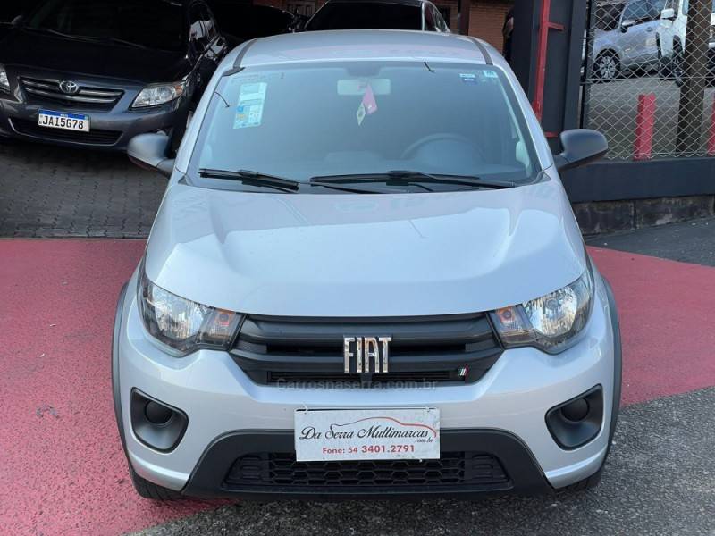 FIAT - MOBI - 2022/2023 - Prata - R$ 57.000,00