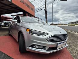 FORD - FUSION - 2016/2017 - Prata - R$ 111.900,00