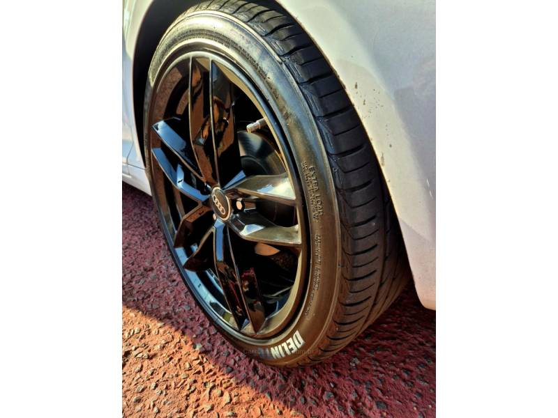 AUDI - A3 - 2010/2010 - Branca - R$ 77.000,00