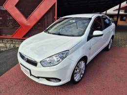 FIAT - GRAND SIENA - 2015/2016 - Branca - R$ 41.000,00