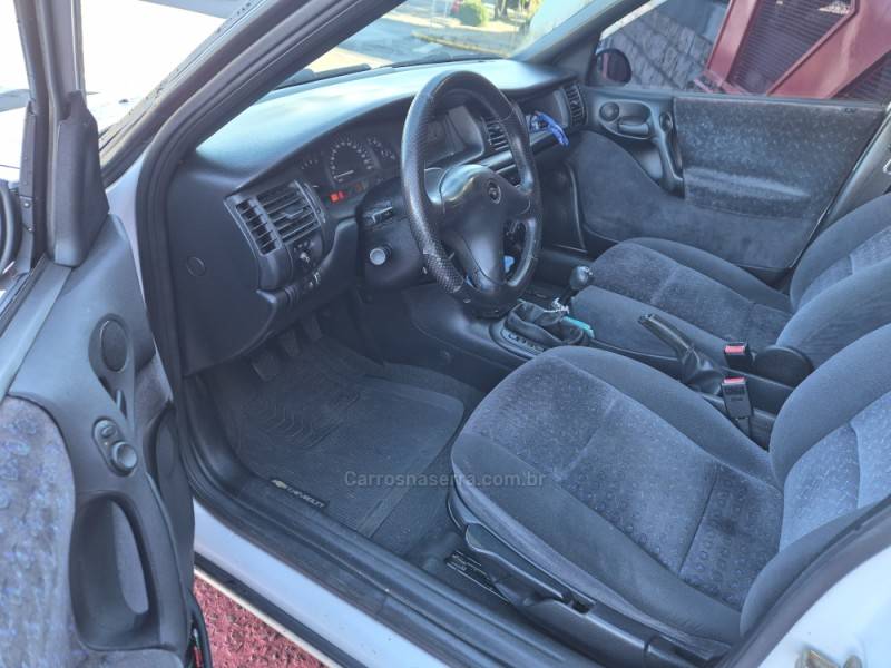 CHEVROLET - VECTRA - 1999/1999 - Branca - R$ 23.000,00