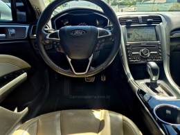 FORD - FUSION - 2015/2016 - Branca - R$ 88.000,00