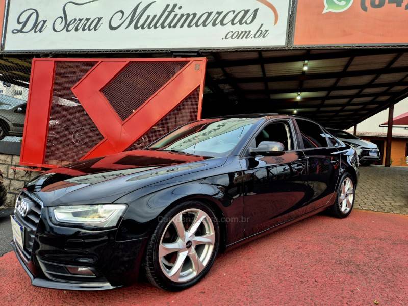 AUDI - A4 - 2014/2014 - Preta - R$ 82.000,00