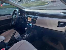 TOYOTA - COROLLA - 2014/2015 - Branca - R$ 85.000,00