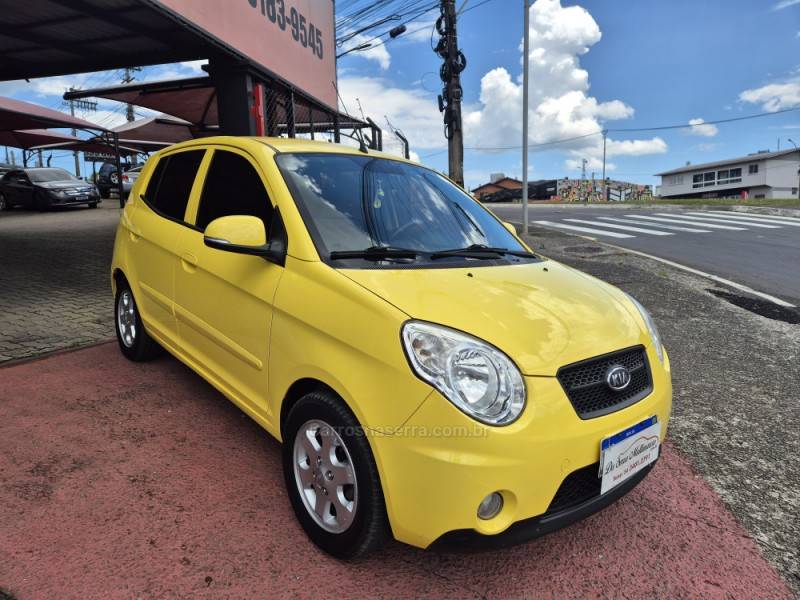 KIA MOTORS - PICANTO - 2010/2011 - Amarela - R$ 31.500,00