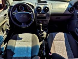 FORD - FIESTA - 2011/2012 - Preta - R$ 28.000,00