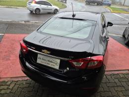 CHEVROLET - CRUZE - 2017/2018 - Preta - R$ 96.000,00