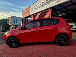 FIAT - PALIO - 2015/2015 - Vermelha - R$ 40.900,00