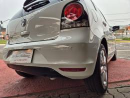 VOLKSWAGEN - POLO - 2011/2012 - Branca - R$ 43.900,00