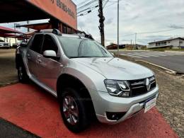 RENAULT - DUSTER OROCH - 2015/2016 - Prata - R$ 74.000,00