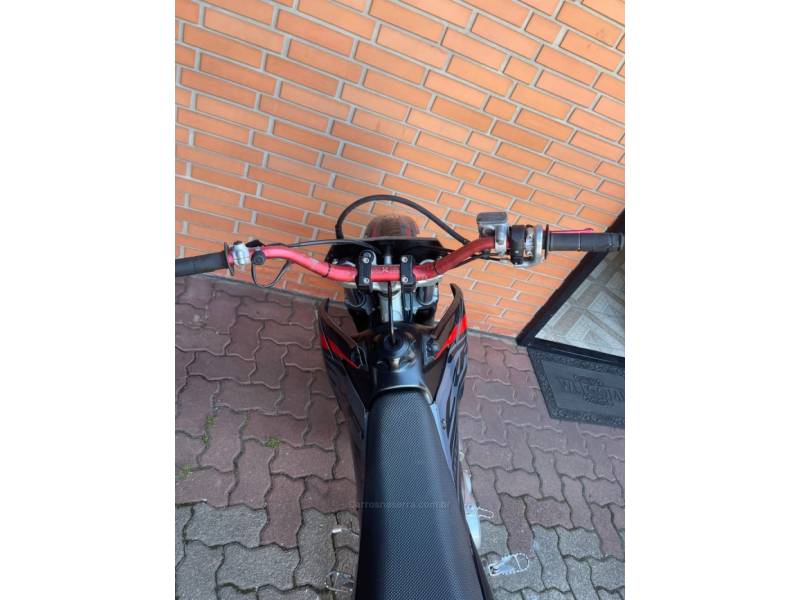 HONDA - CRF 230F - 2013/2013 - Preta - R$ 14.900,00