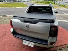 RENAULT - DUSTER OROCH - 2015/2016 - Prata - R$ 74.000,00