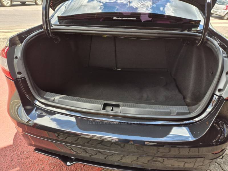 RENAULT - FLUENCE - 2015/2016 - Preta - R$ 66.900,00
