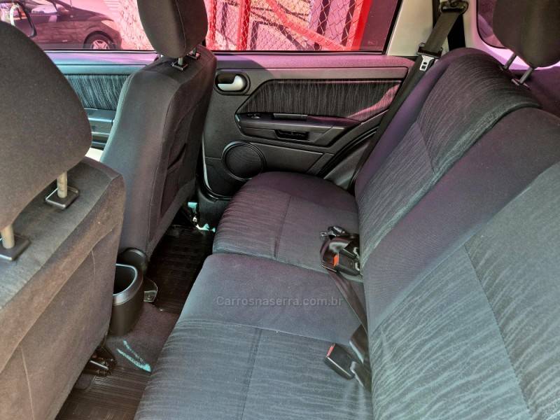 FORD - ECOSPORT - 2009/2009 - Prata - R$ 38.900,00